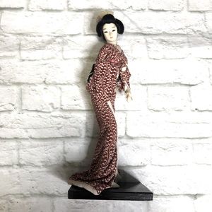 Japanese Geisha traditional vintage doll figurine